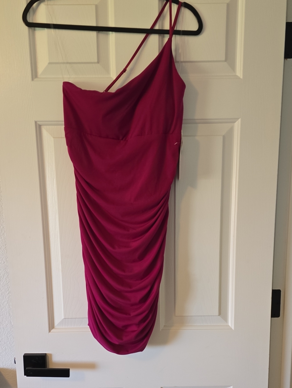 Emerald Sundae Magenta One-Shoulder Ruched Dress Sz Lg Nwt